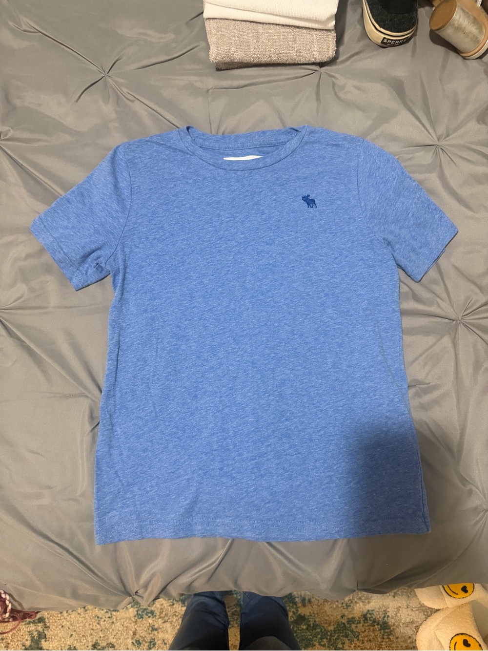 abercrombie kids Boys heather light blue short sleeve tee